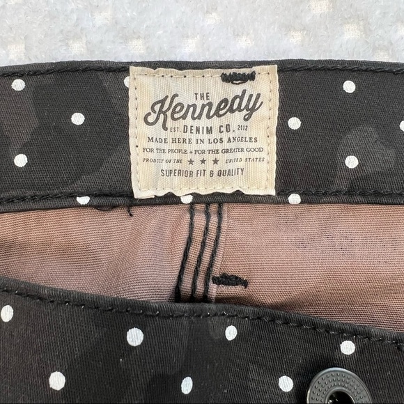 NWOT. Kennedy  Black / Brown Camo/White Polka Dot Print Jeans - Picture 3 of 7